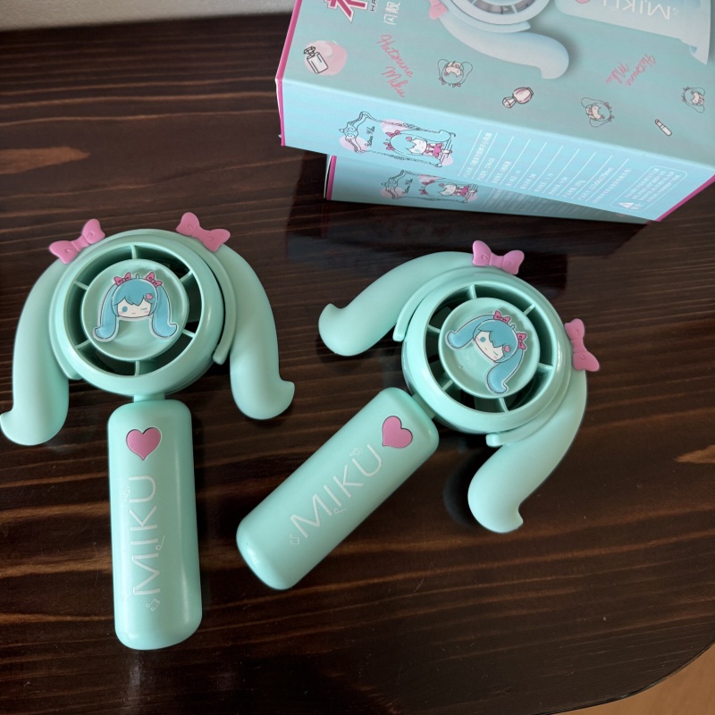 Hatsune Miku Mini Handheld Fan - огляд і ціна Outdoor Camping Toys